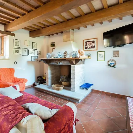 Vakantiehuis Lovely In Valfornace Pievebovigliana