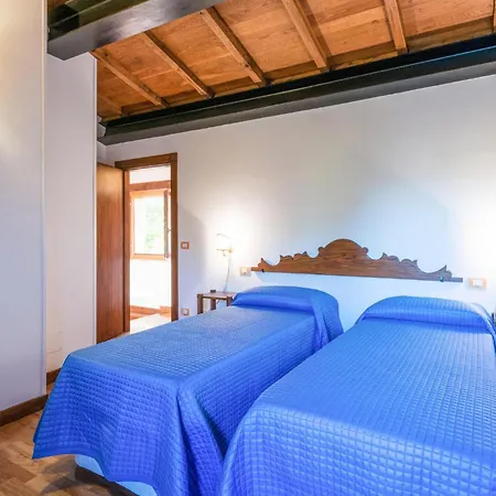 Lovely In Valfornace * Pievebovigliana